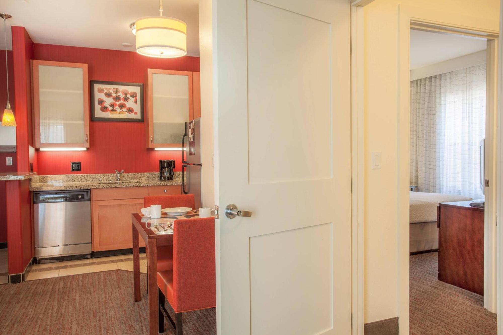 Residence Inn Прескотт Экстерьер фото